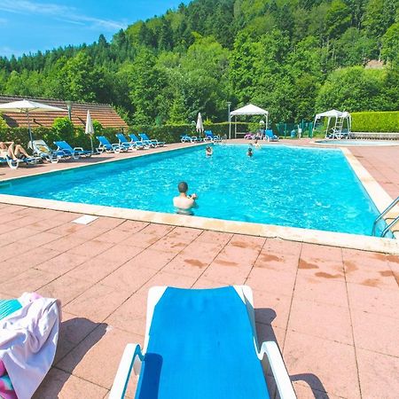 Готель Vvf Les Fontaines Des Vosges Saales Екстер'єр фото